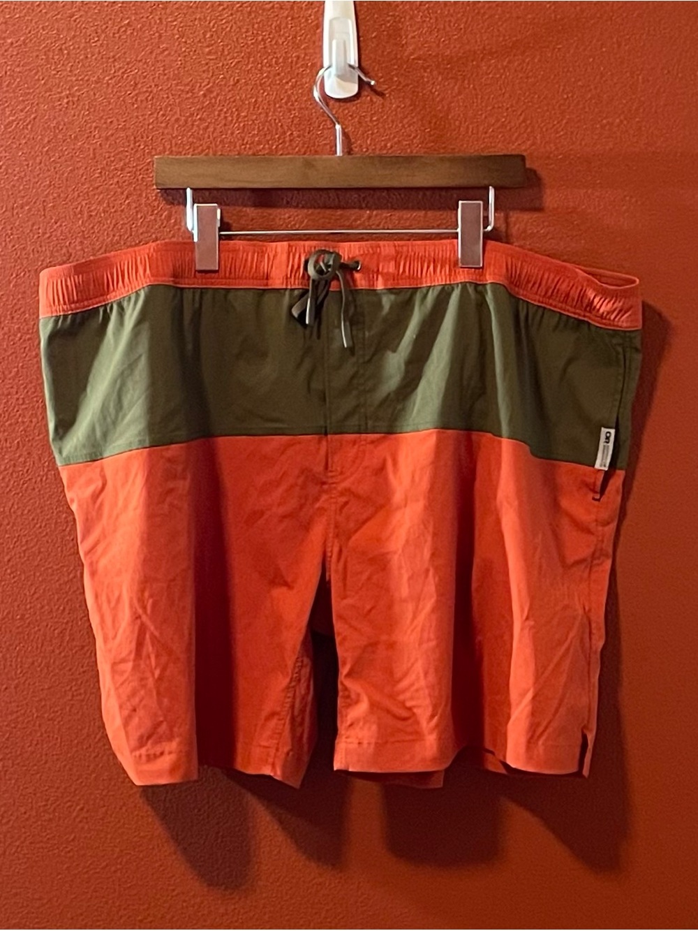 Outdoor Research Men’s NWT Zendo Multicolor Colorblock UPF 50+ Hiking Shorts